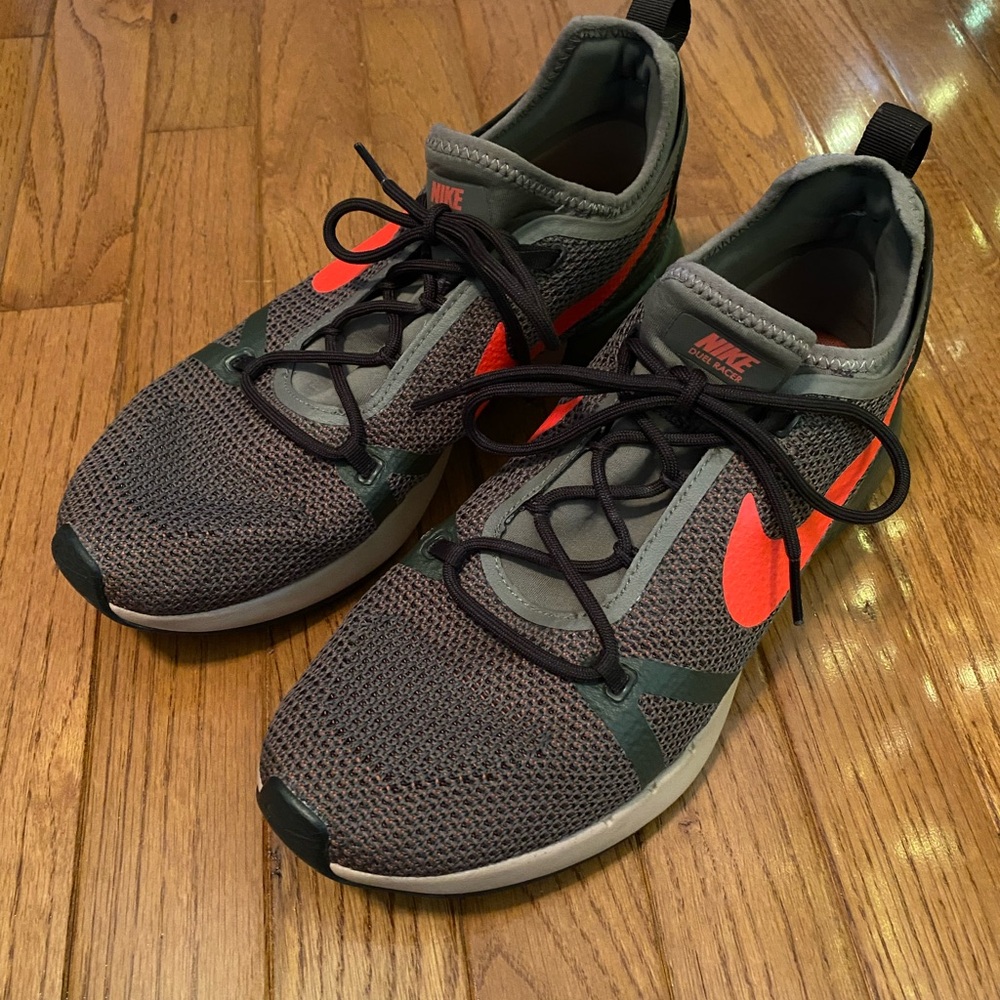 Nike Gray and Red Orange Duel Racer